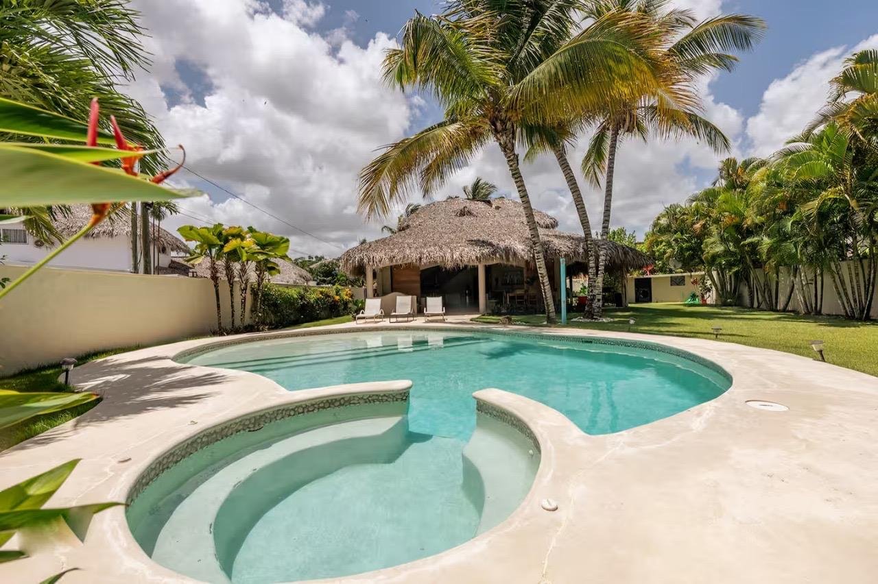 5-Bedroom Modern Villa in Las Terrenas