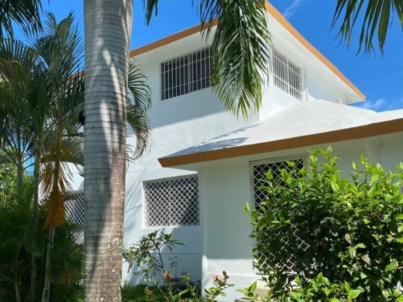 private house las ballenas beach