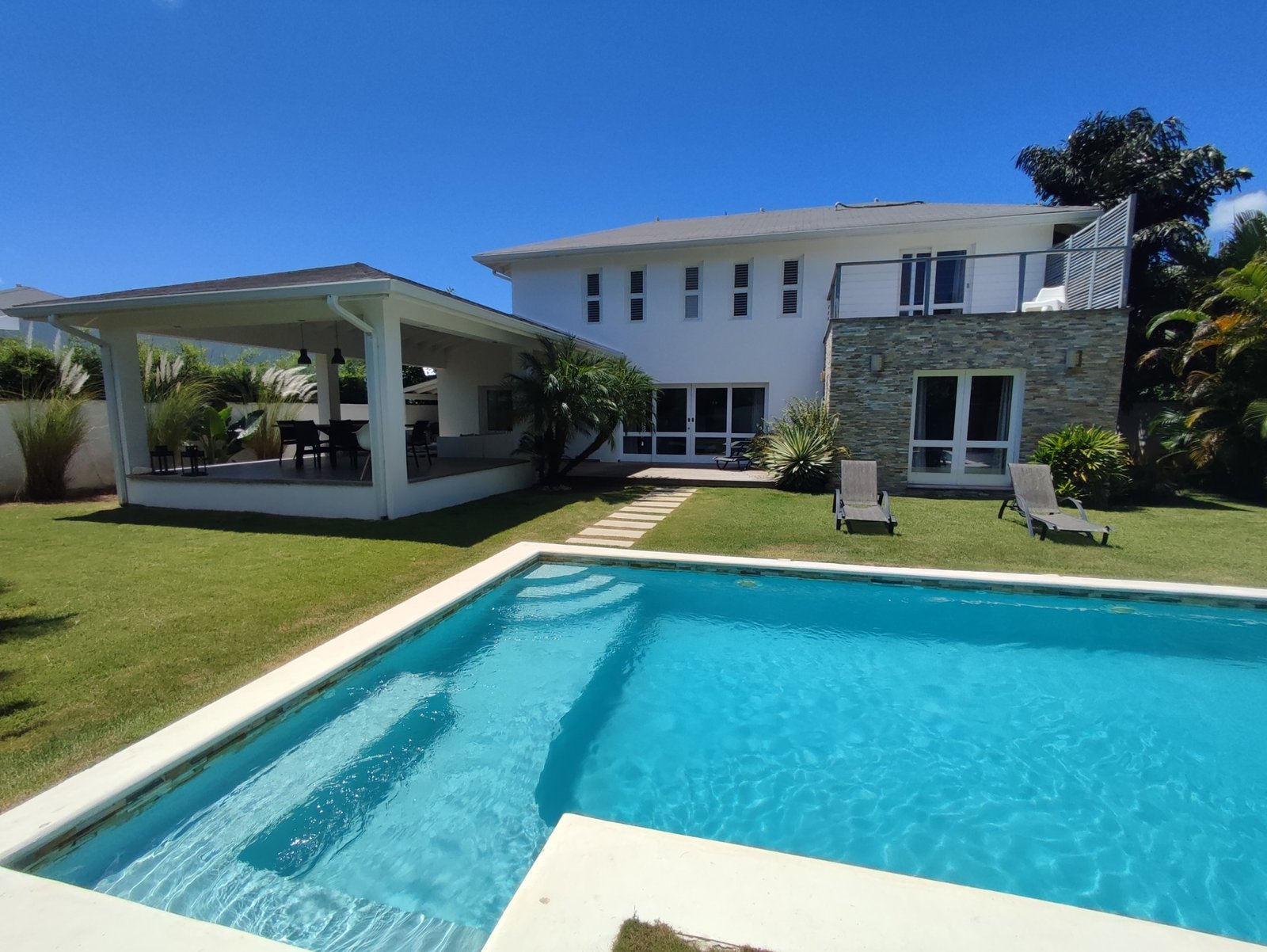 5-Bedroom Villa for sale in Playa Popi, Las Terrenas